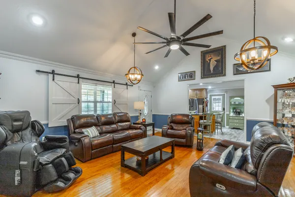 $379,900 | 7354 County Road 44, Dawson, AL 35963