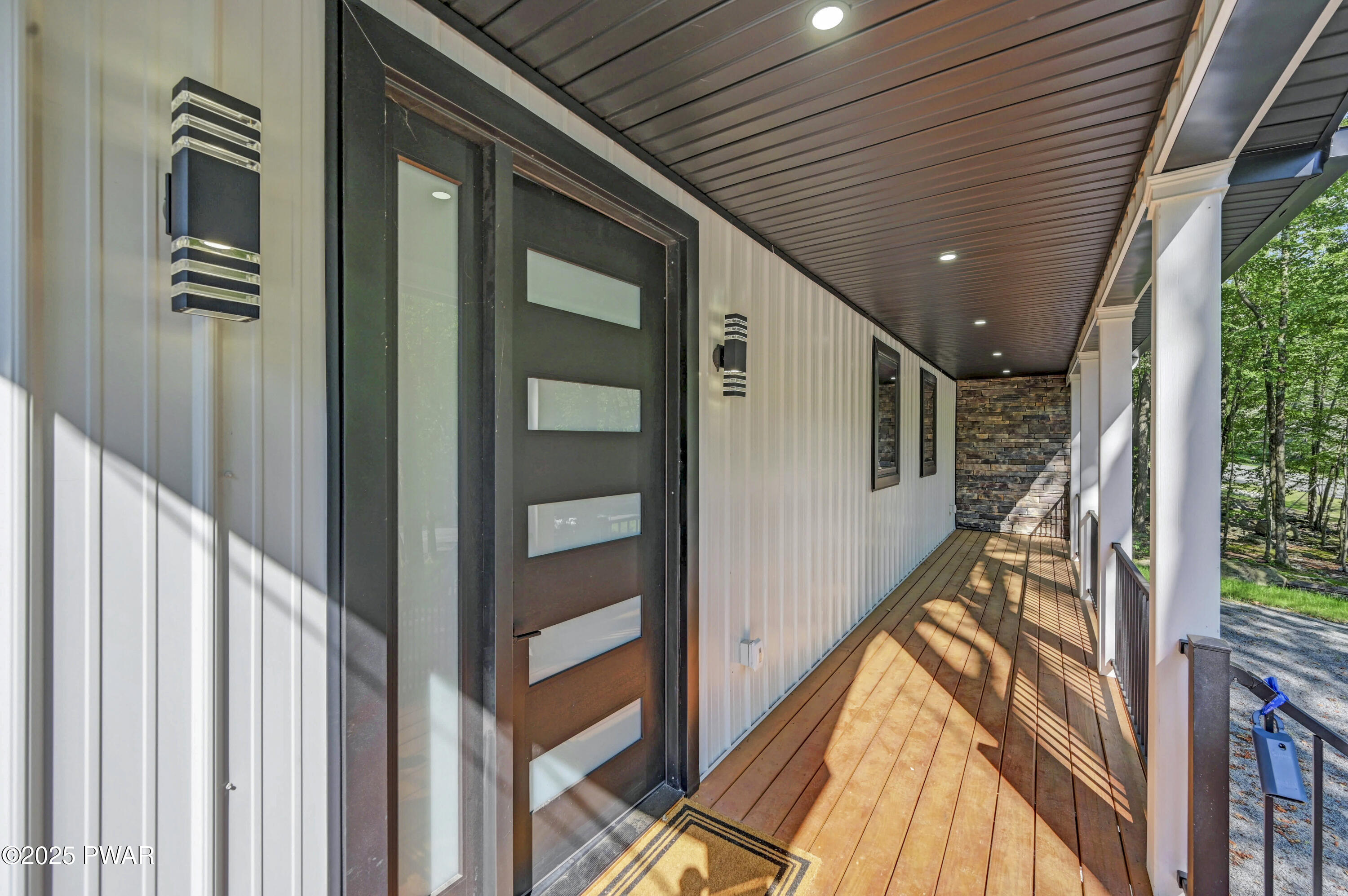 517 Maple Ridge Drive Hawley, PA 18428 - Photo 5 of 73 Composite Decking