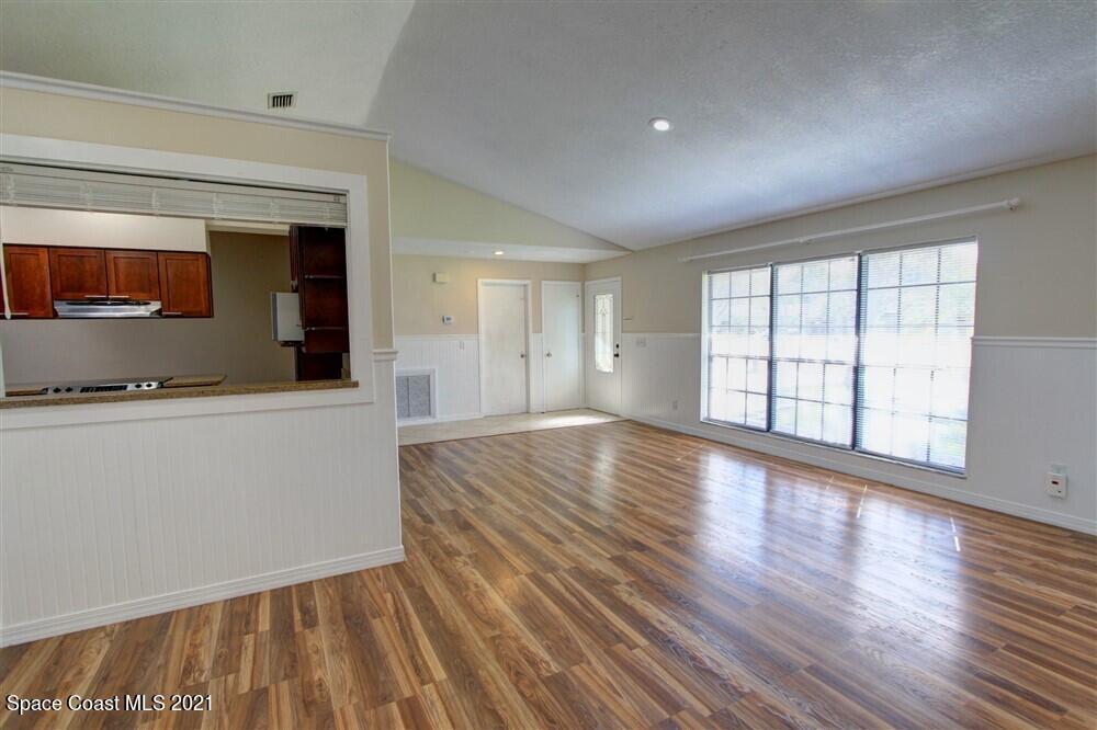104 Crystal Lake Road Melbourne, FL 32901 - Photo 12 of 27 IMG_6221_2_3_Fusion-Natural