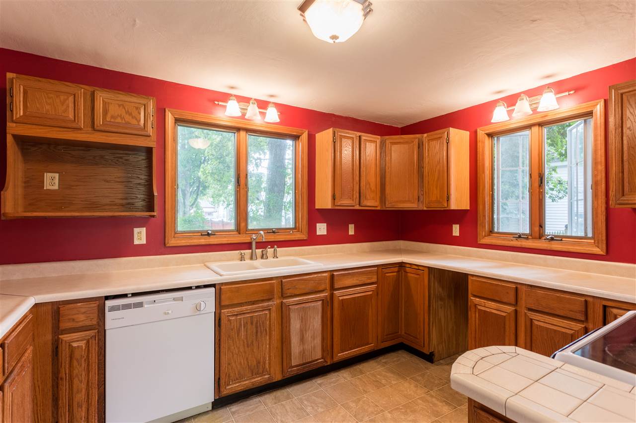 6 Morton Avenue Rochester, NH 03867 - Photo 5 of 20