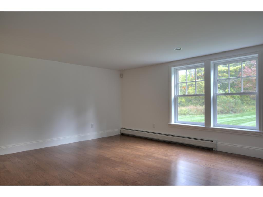 235 Exeter Road Hampton Falls, NH 03844 - Photo 10 of 36