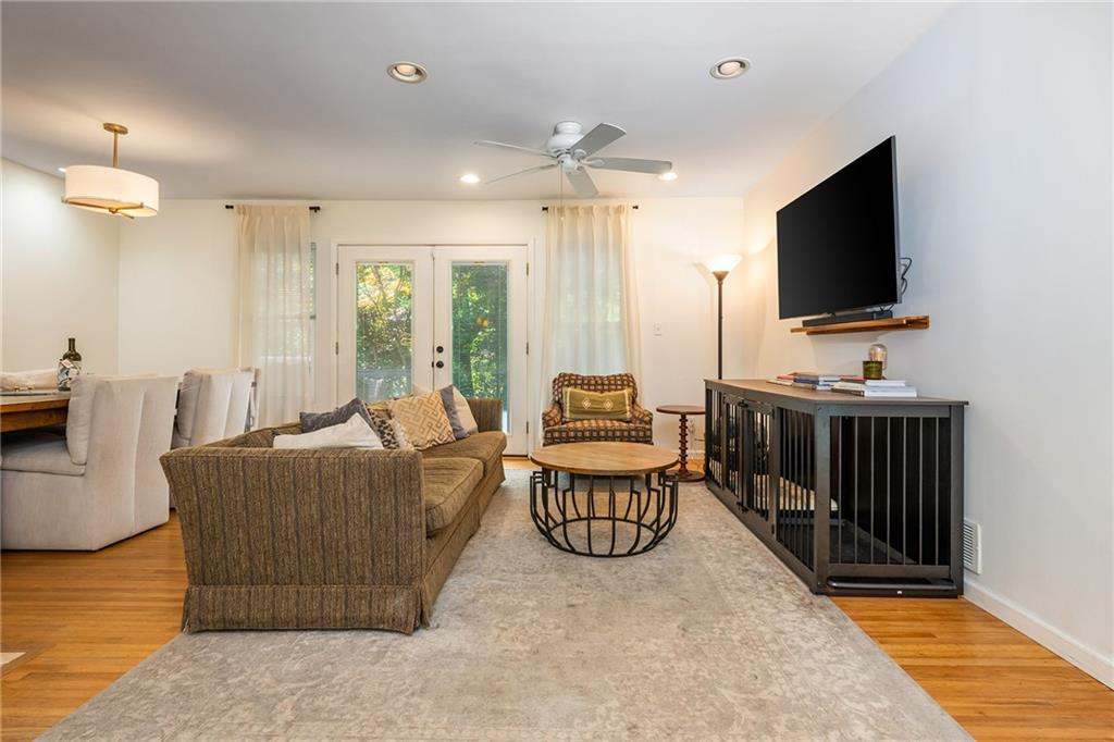 2558 Woodacres Road Northeast Atlanta, GA 30345 - Photo 8 of 37