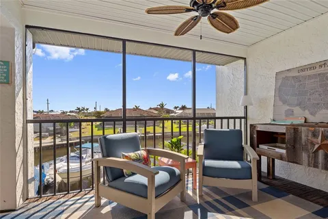 $299,900 | 1318 Wesley Drive, Unit B122, Punta Gorda, FL 33950