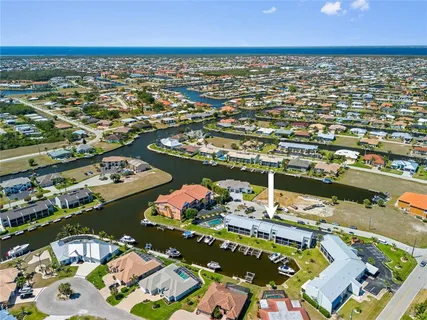 $299,900 | 1318 Wesley Drive, Unit B122, Punta Gorda, FL 33950