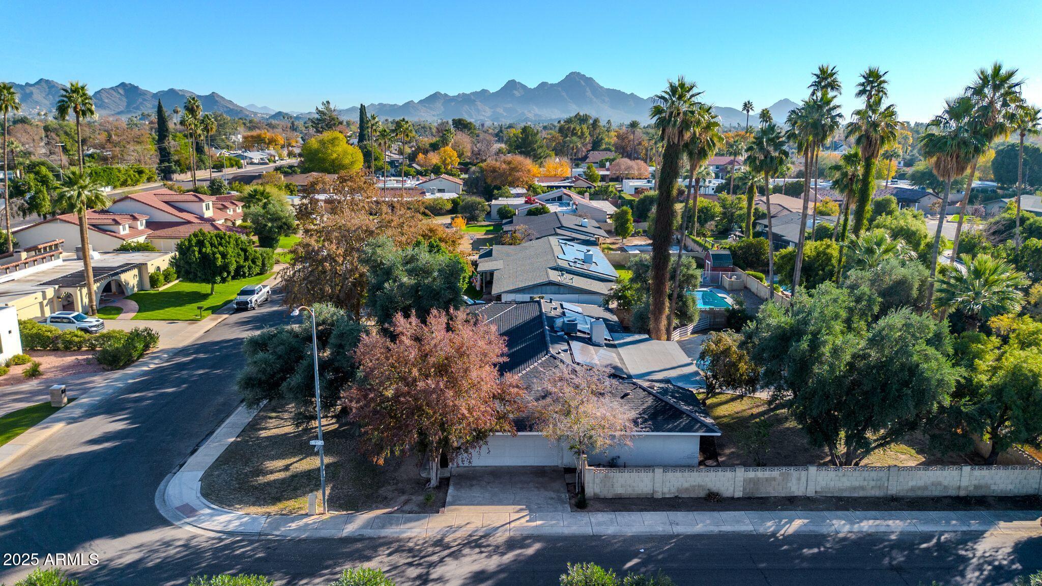 641 West Linger Lane Phoenix, AZ 85021 - Photo 34 of 38 34