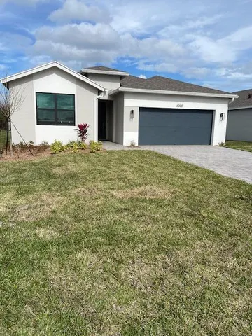 $570,000 | 6000 Southeast Sky Blue Circle, Stuart, FL 34997