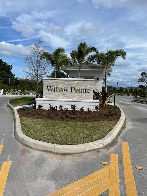 6000 Southeast Sky Blue Circle Stuart, FL 34997 - Photo 8 of 8 Gated Kanner Lake