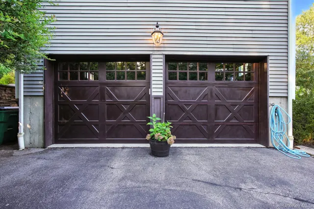 $848,800 | 57 South White Rock Road, Holmes, NY 12531