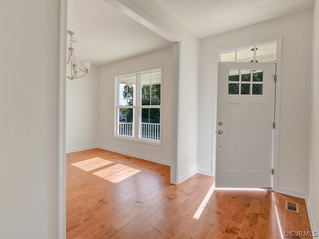 9612 Simonsville Road Midlothian, VA 23112 - Photo 2 of 21 Gallery Image 2