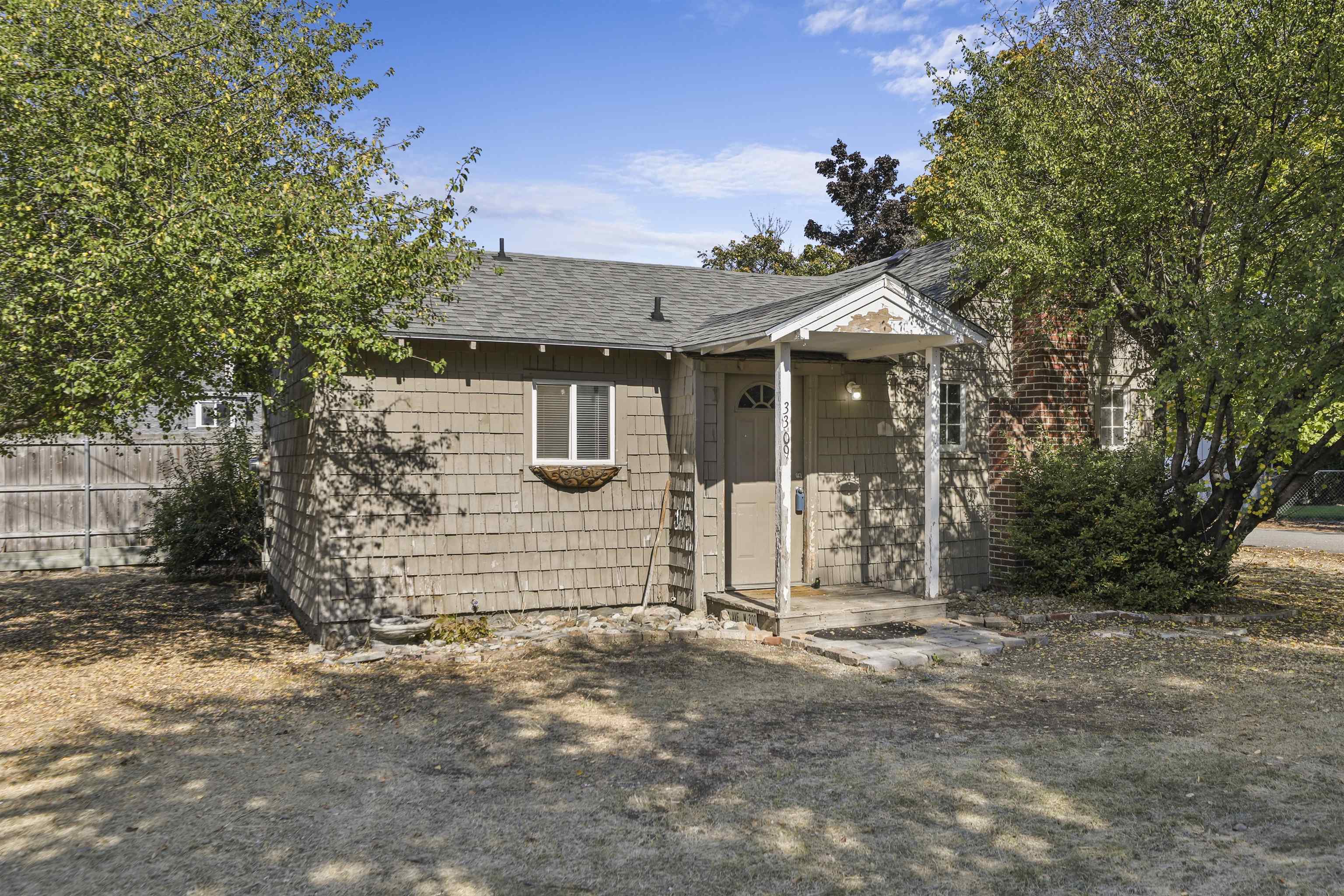 3309 North Center Road Spokane Valley, WA 99212 - Photo 3 of 20