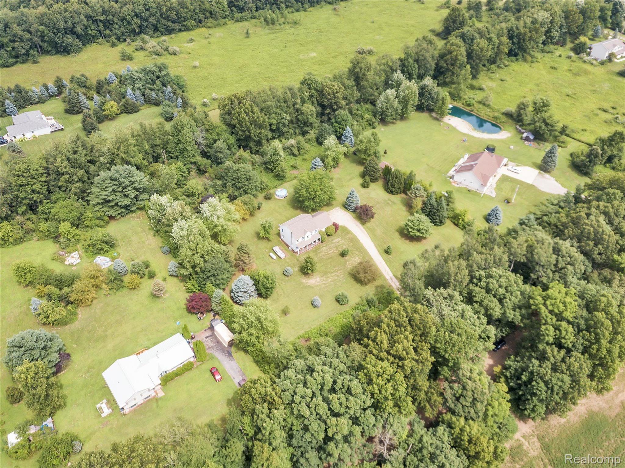 9236 West Lamoreaux Road Fowlerville, MI 48836 - Photo 37 of 40 Overhead of the Home