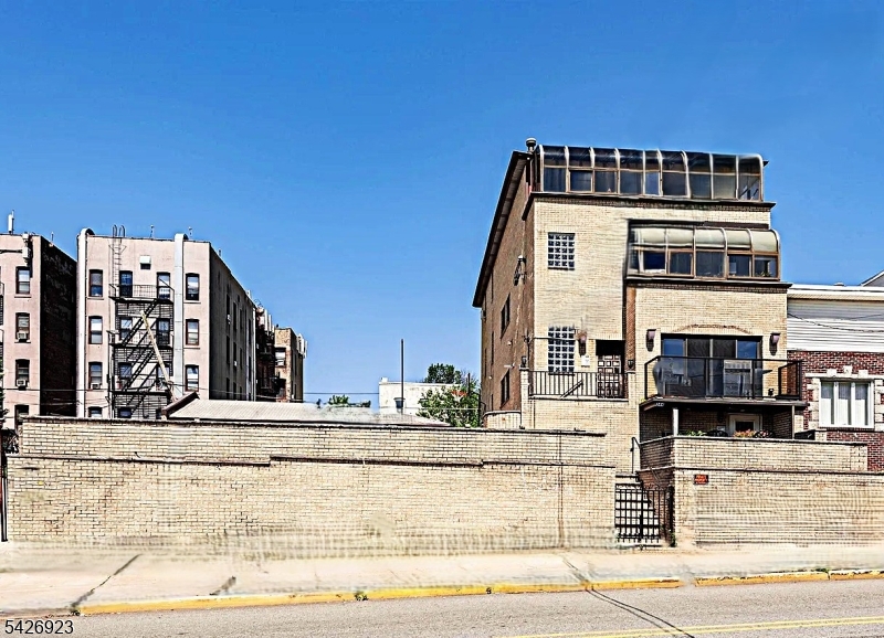 344 Paterson Plank Road, Unit PH Jersey City, NJ 07307 - Photo 33 of 35