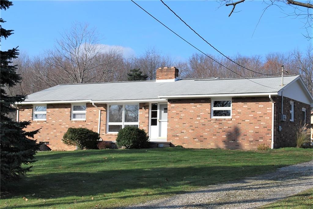 290 Douglass Road Beaver Falls, PA 15010 - Photo 2 of 22 Gallery Image 2