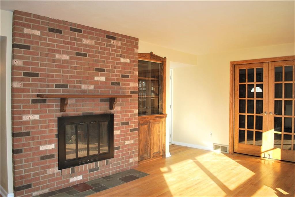 290 Douglass Road Beaver Falls, PA 15010 - Photo 12 of 22 Gallery Image 12