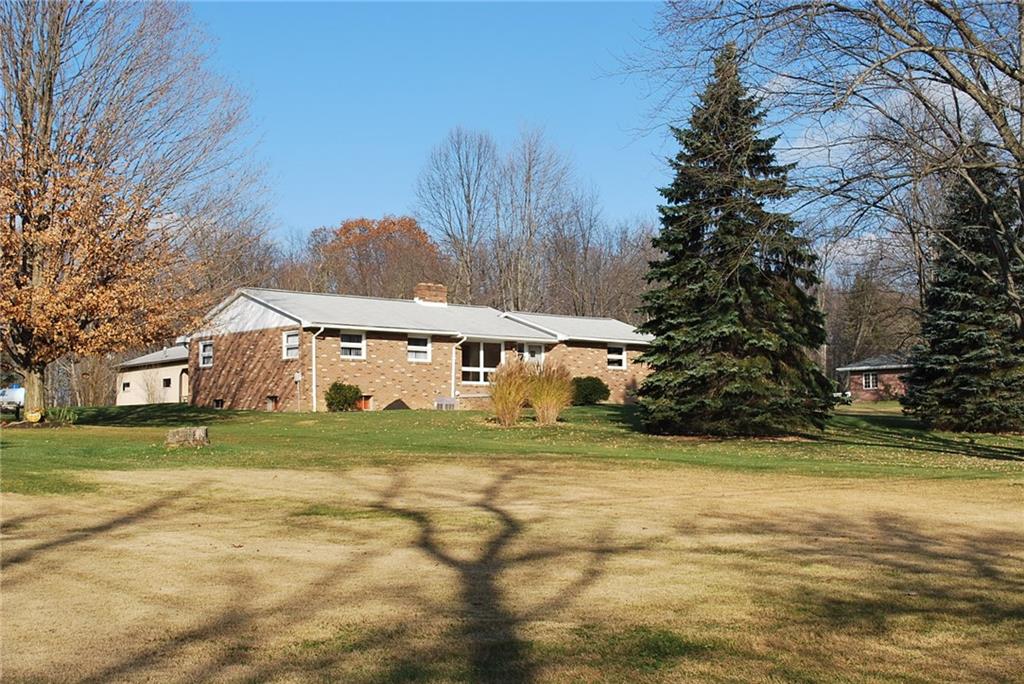 290 Douglass Road Beaver Falls, PA 15010 - Photo 3 of 22 Gallery Image 3
