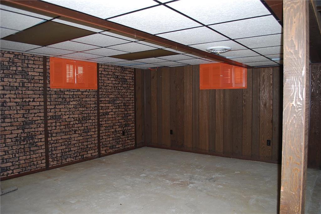 290 Douglass Road Beaver Falls, PA 15010 - Photo 22 of 22 Gallery Image 22