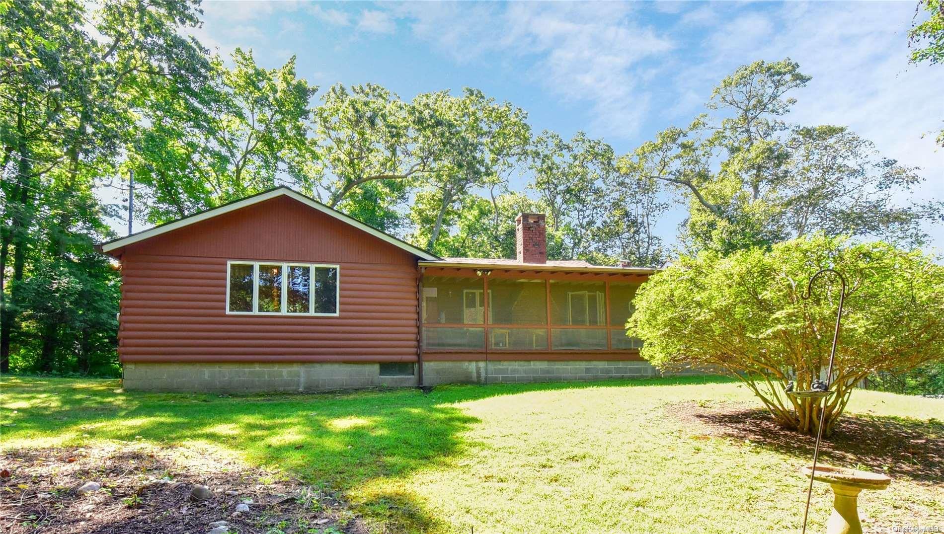 a house that has a yard