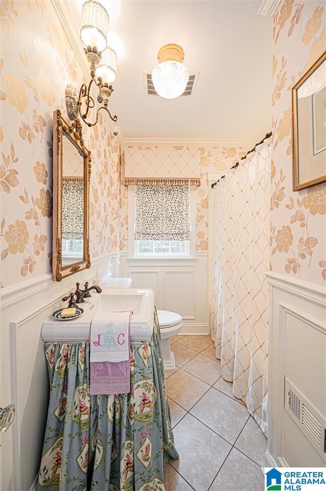 1811 Kensington Road Birmingham, AL 35209 - Photo 28 of 45