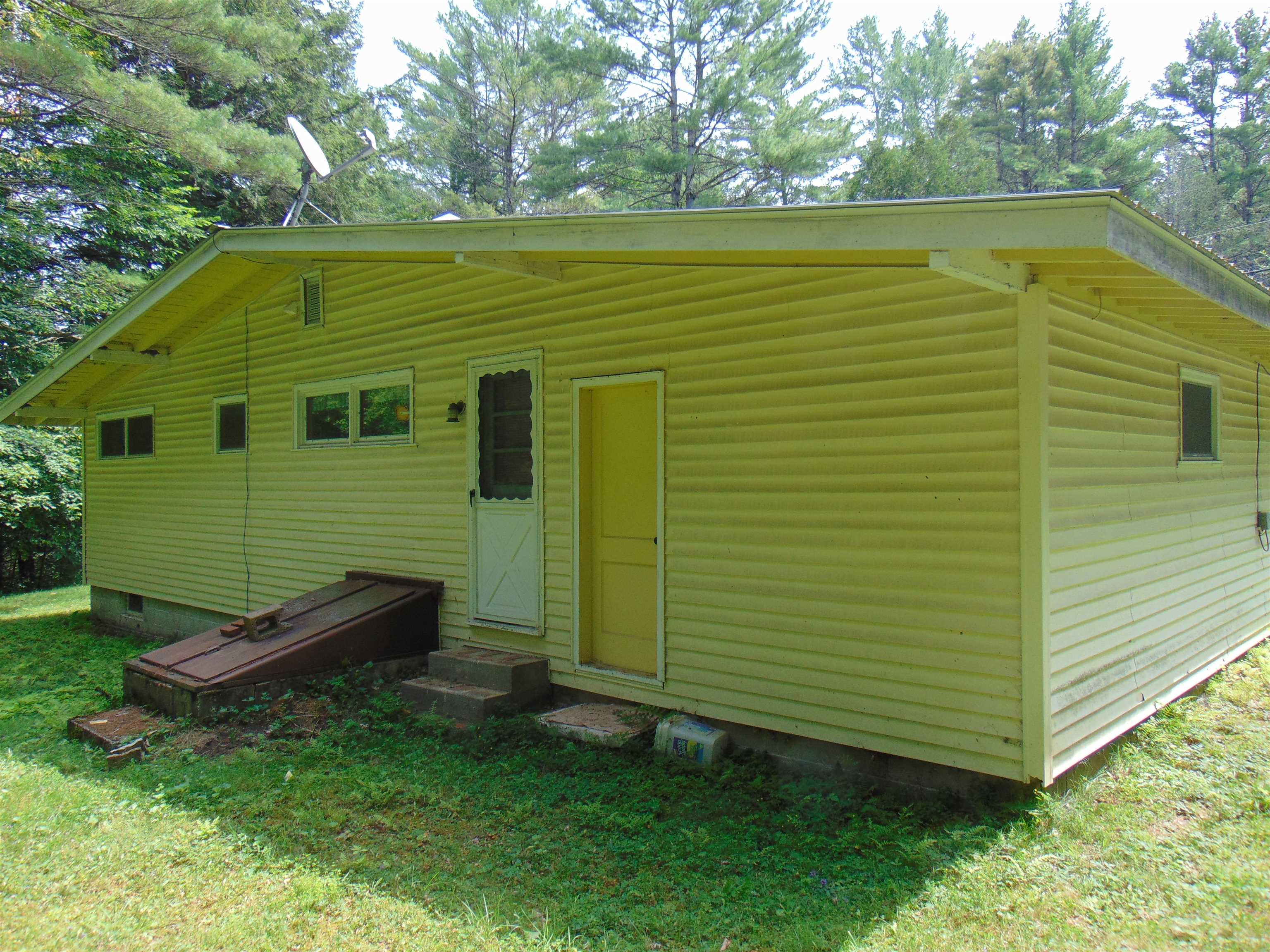 2587 Barnet Center Road Barnet, VT 05819 - Photo 3 of 29