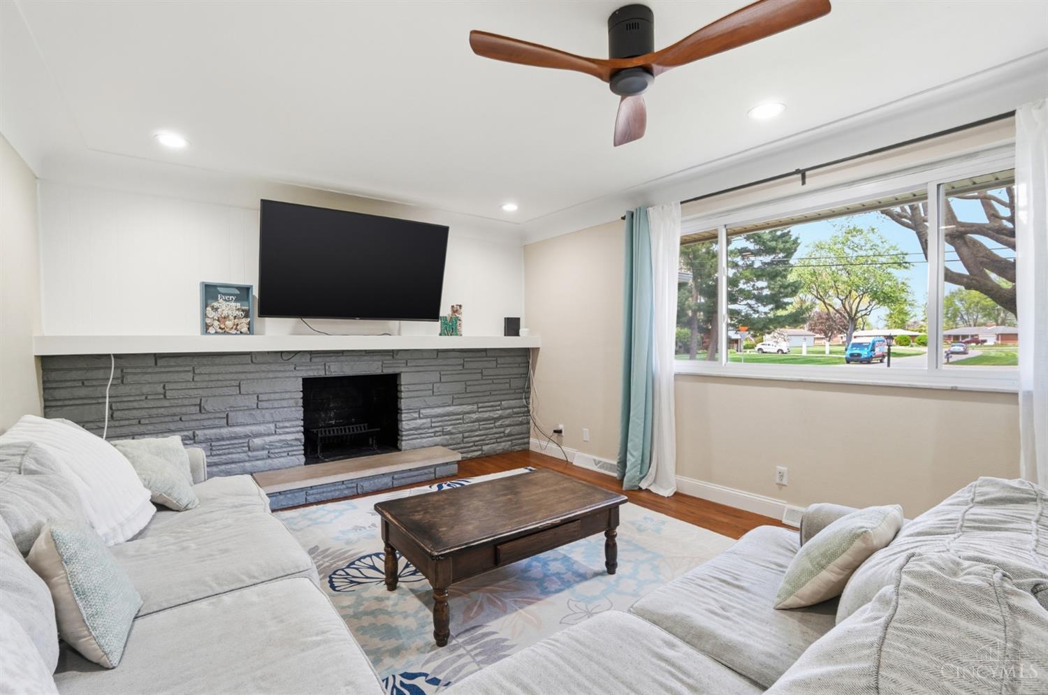 3924 Rexford Road Dayton, OH 45430 - Photo 7 of 51