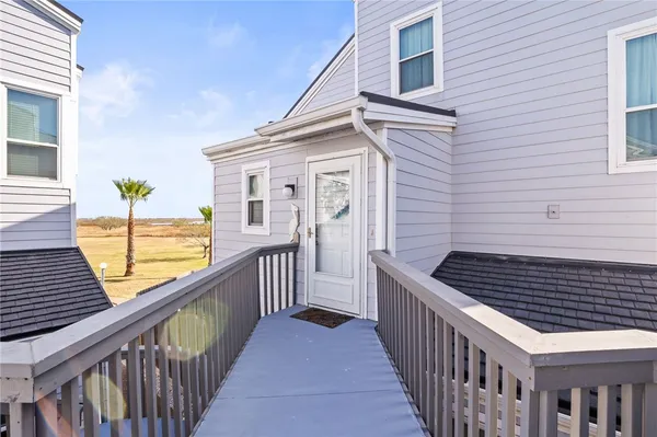$345,000 | 1001 Cape Velero Drive, Unit D4, Rockport, TX 78382