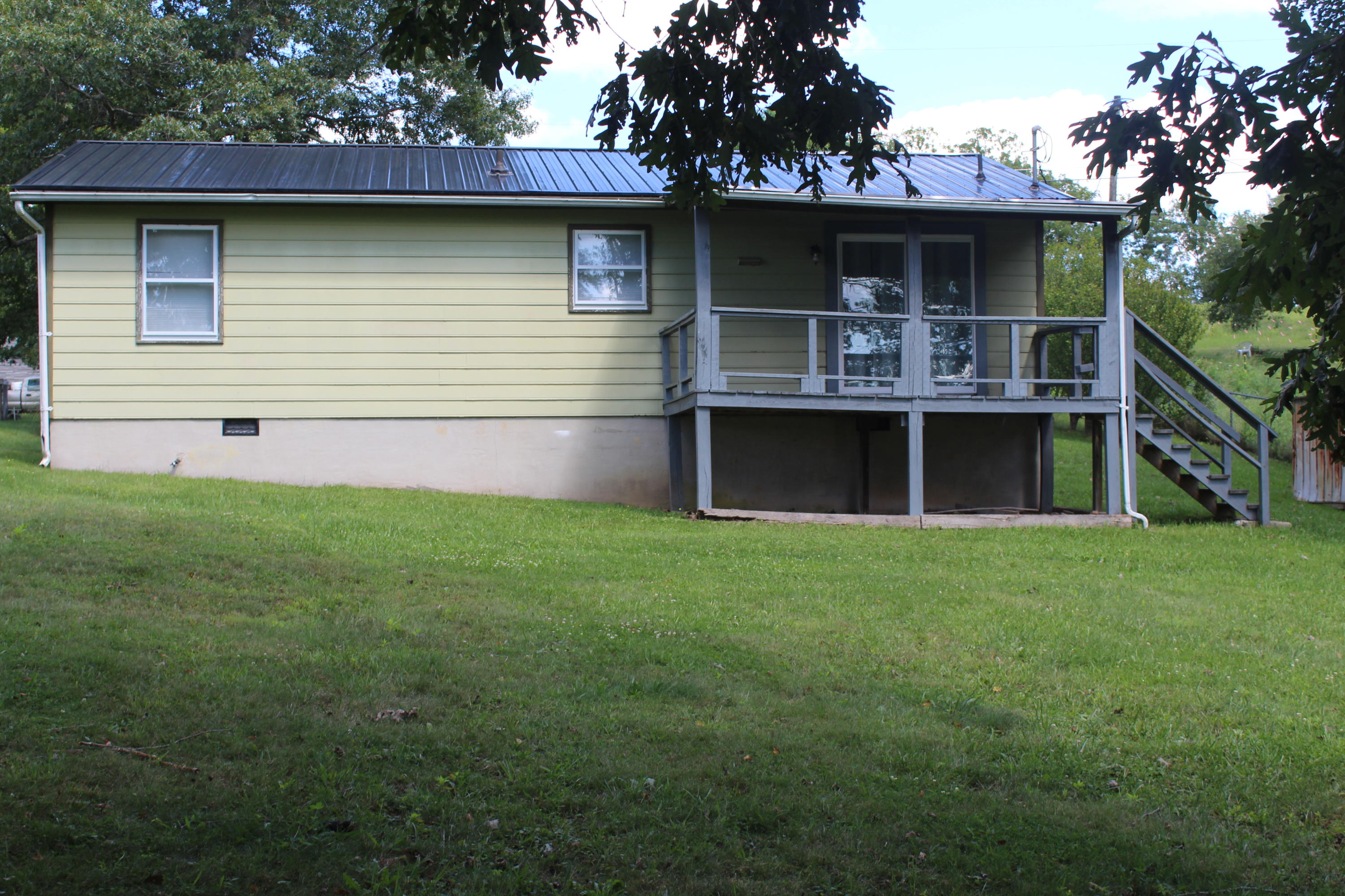 317 Broomstraw Ridge Road Jumping Branch, WV 25969 - Photo 20 of 21 Gallery Image 20