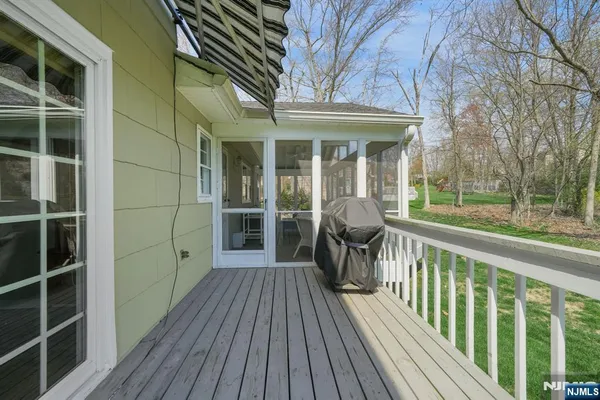 $1,100,000 | 13 Flanders Drive, Pine Brook, NJ 07058