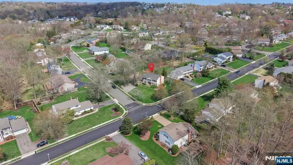 $1,100,000 | 13 Flanders Drive, Pine Brook, NJ 07058