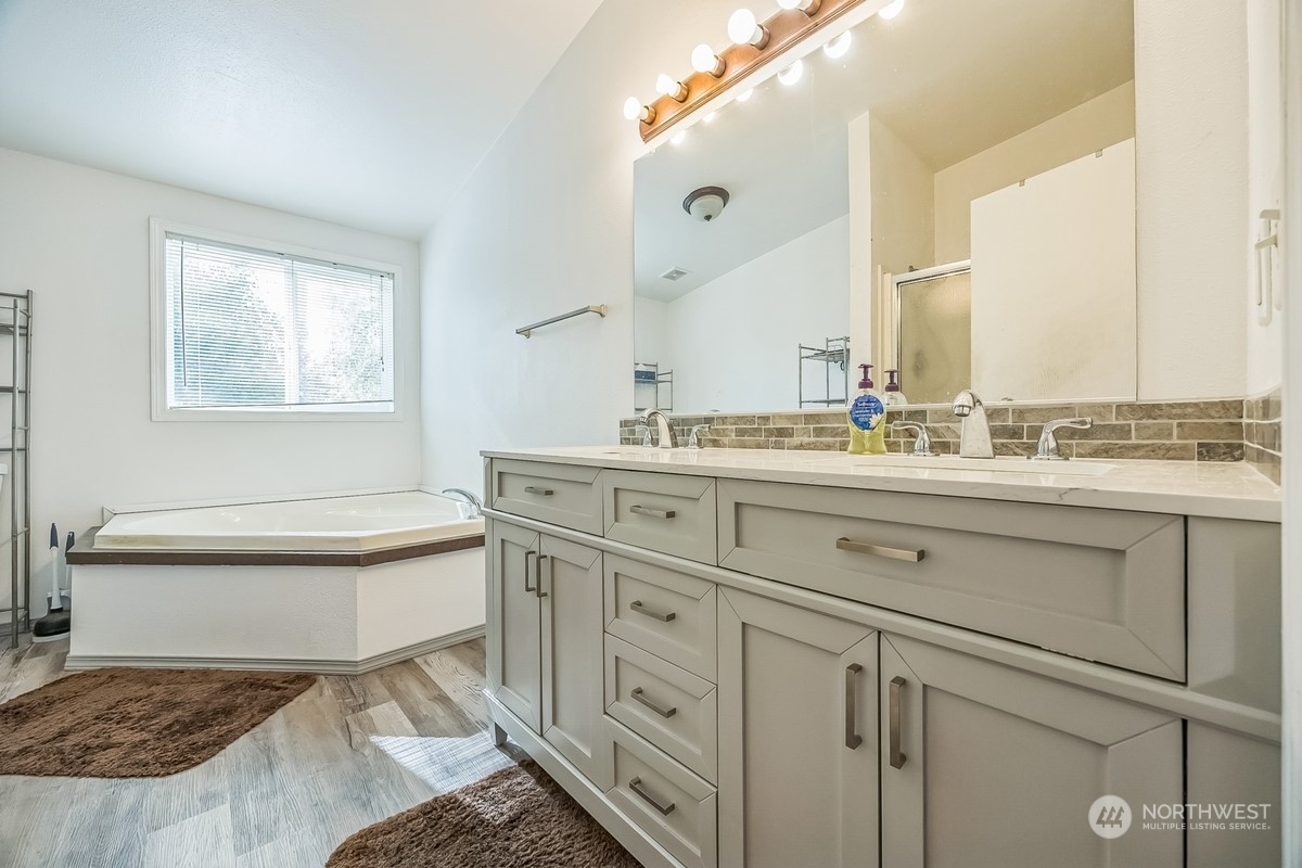 710 Salzer Valley Road Centralia, WA 98531 - Photo 13 of 16 Gallery Image 13