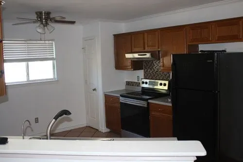 $1,650 | 114 Lakeview, Kerrville, TX 78028