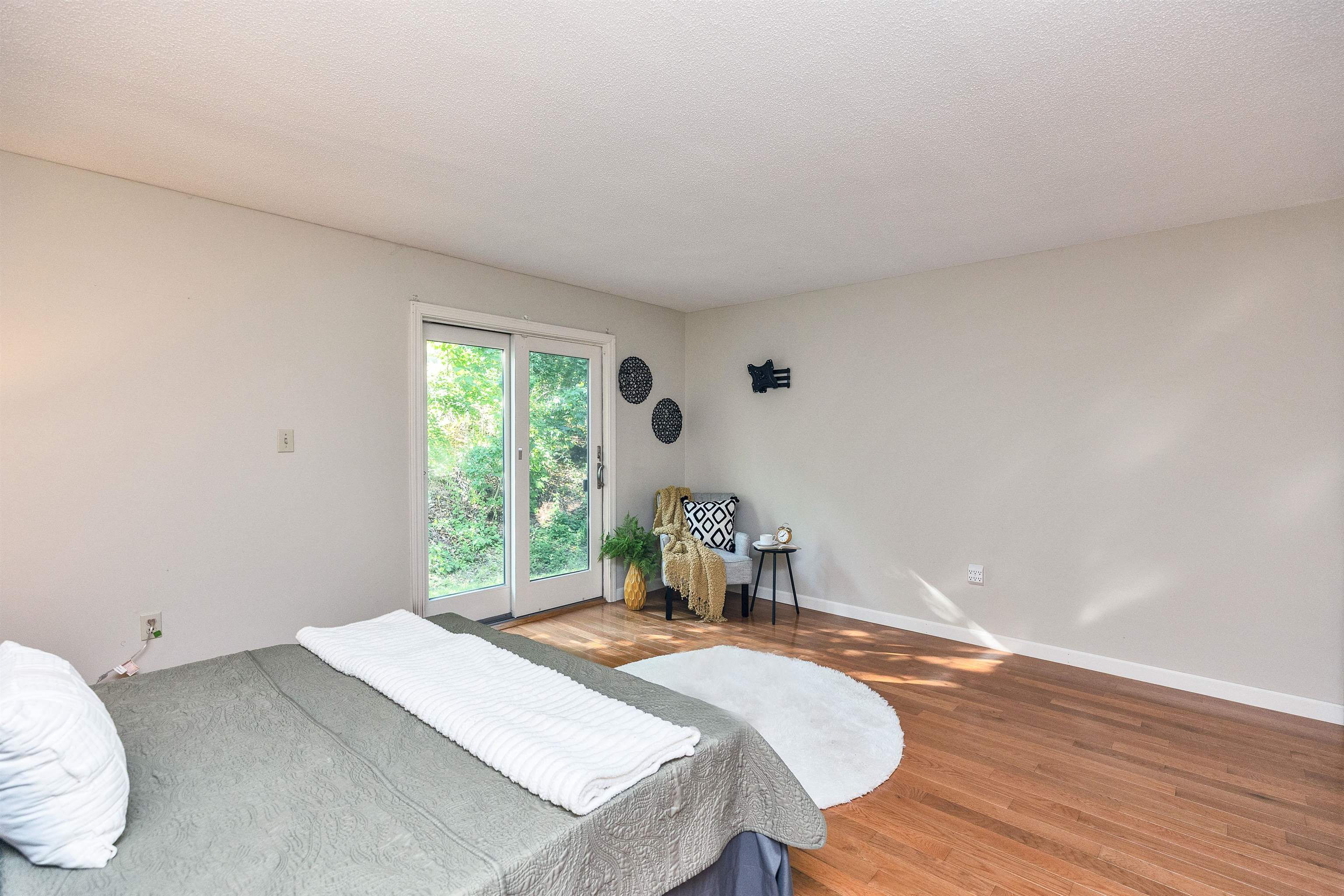 555 Straw Hill Road Manchester, NH 03104 - Photo 25 of 45