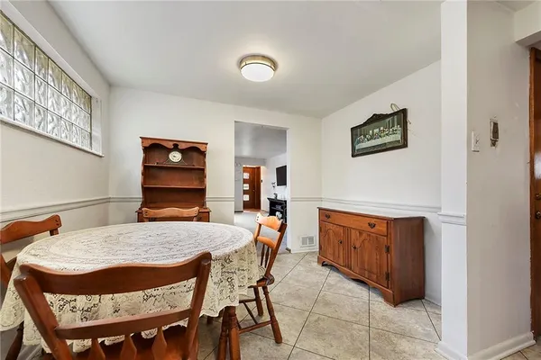 $280,000 | 3999 Boulevard Drive, Pittsburgh, PA 15217