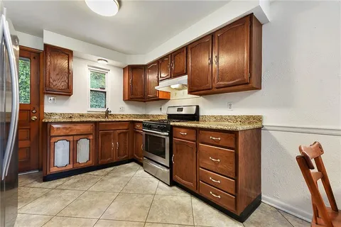 $300,000 | 3999 Boulevard Drive, Pittsburgh, PA 15217