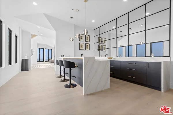 $60,000 | 6380 Meadows Court, Malibu, CA 90265