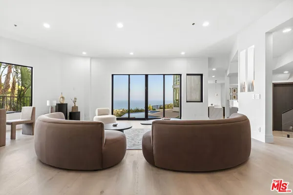$60,000 | 6380 Meadows Court, Malibu, CA 90265