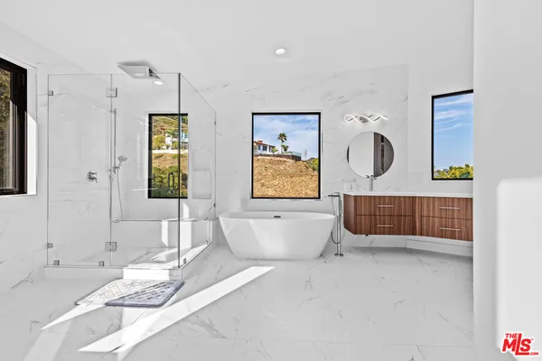 $60,000 | 6380 Meadows Court, Malibu, CA 90265