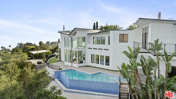 $60,000 | 6380 Meadows Court, Malibu, CA 90265