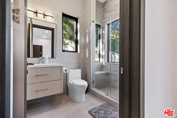 $60,000 | 6380 Meadows Court, Malibu, CA 90265