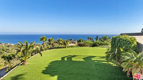 $60,000 | 6380 Meadows Court, Malibu, CA 90265