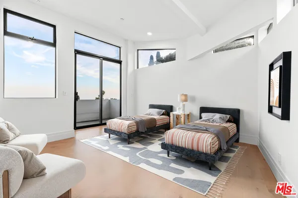 $60,000 | 6380 Meadows Court, Malibu, CA 90265