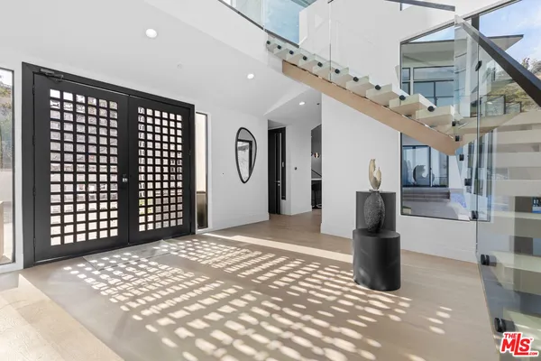 $60,000 | 6380 Meadows Court, Malibu, CA 90265