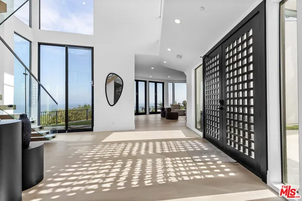 $60,000 | 6380 Meadows Court, Malibu, CA 90265