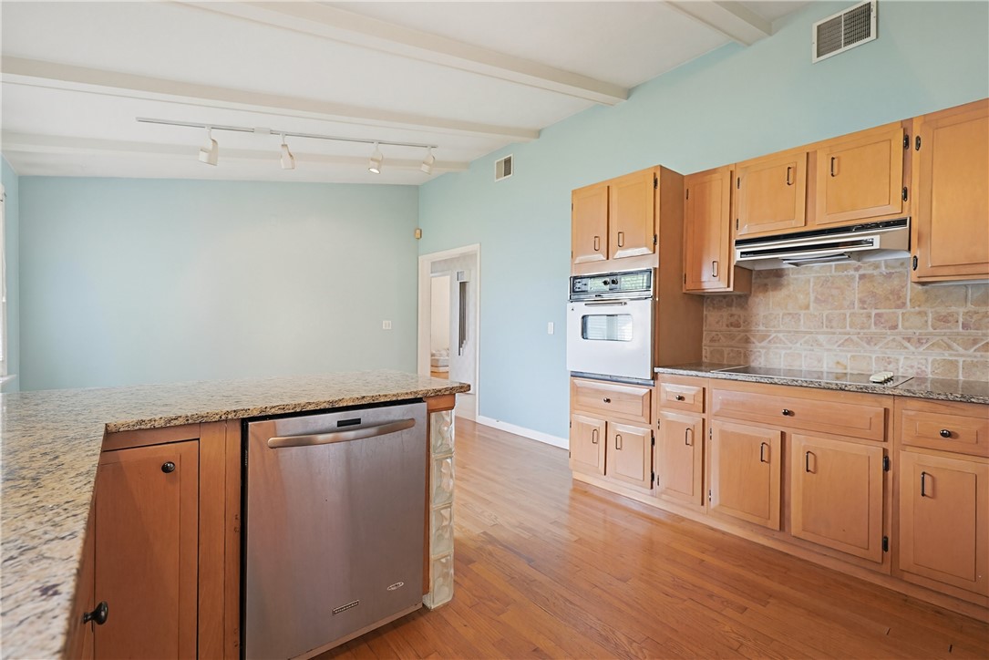 32 Brook Farm Road North Providence, RI 02904 - Photo 12 of 30