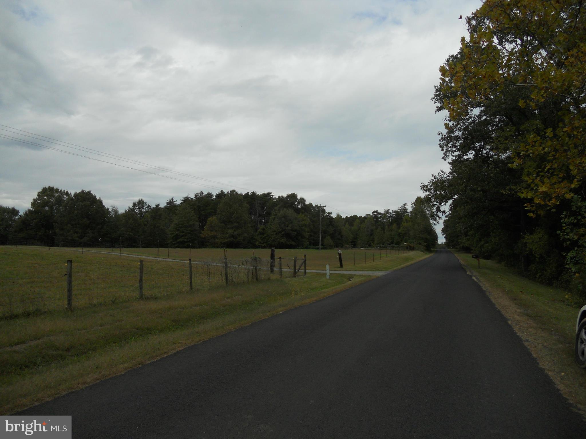 13441 Sillamon Road Fredericksburg, VA 22406 - Photo 14 of 16 View