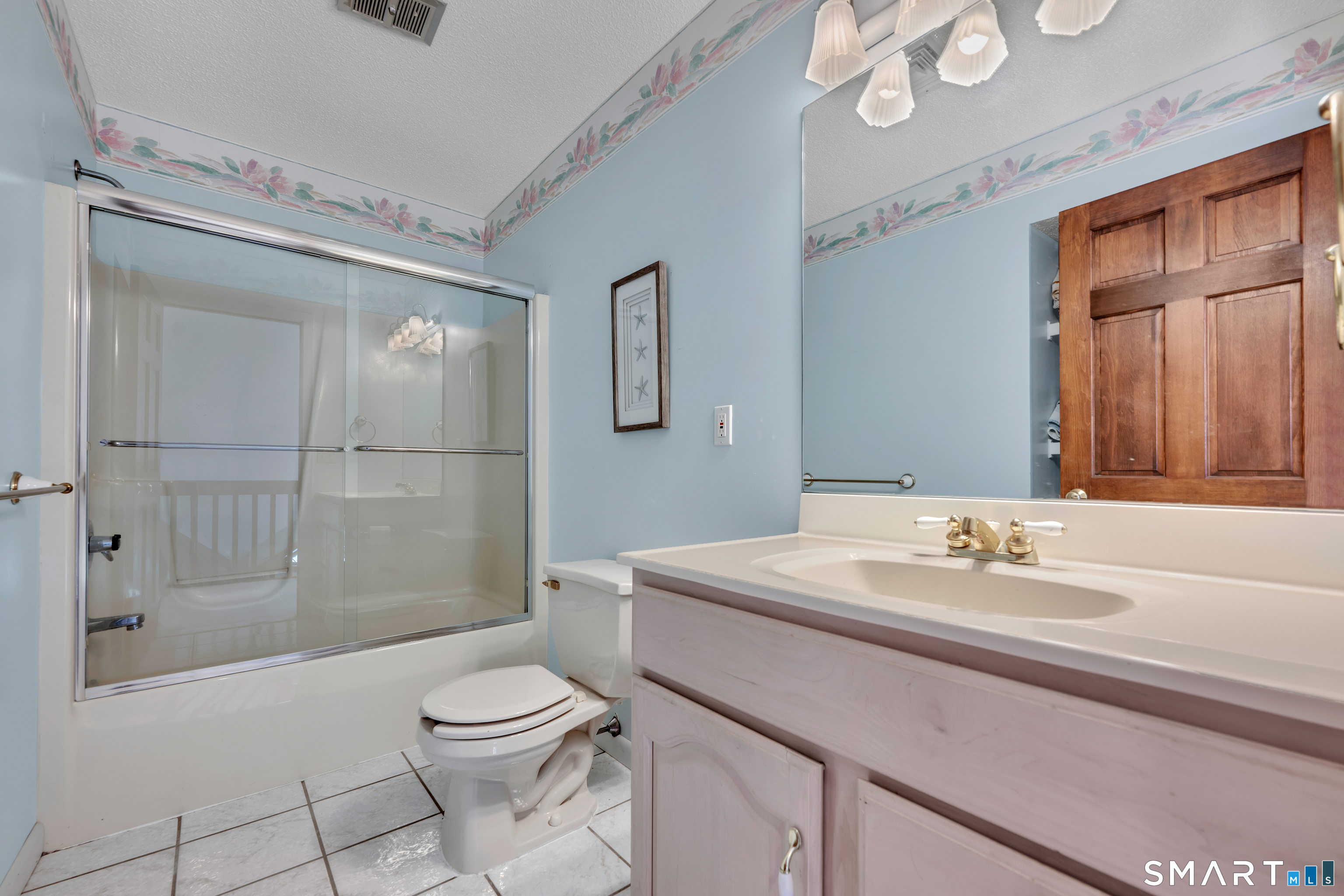 403 Riley Mountain Road Coventry, CT 06238 - Photo 24 of 40 Full bath upstairs