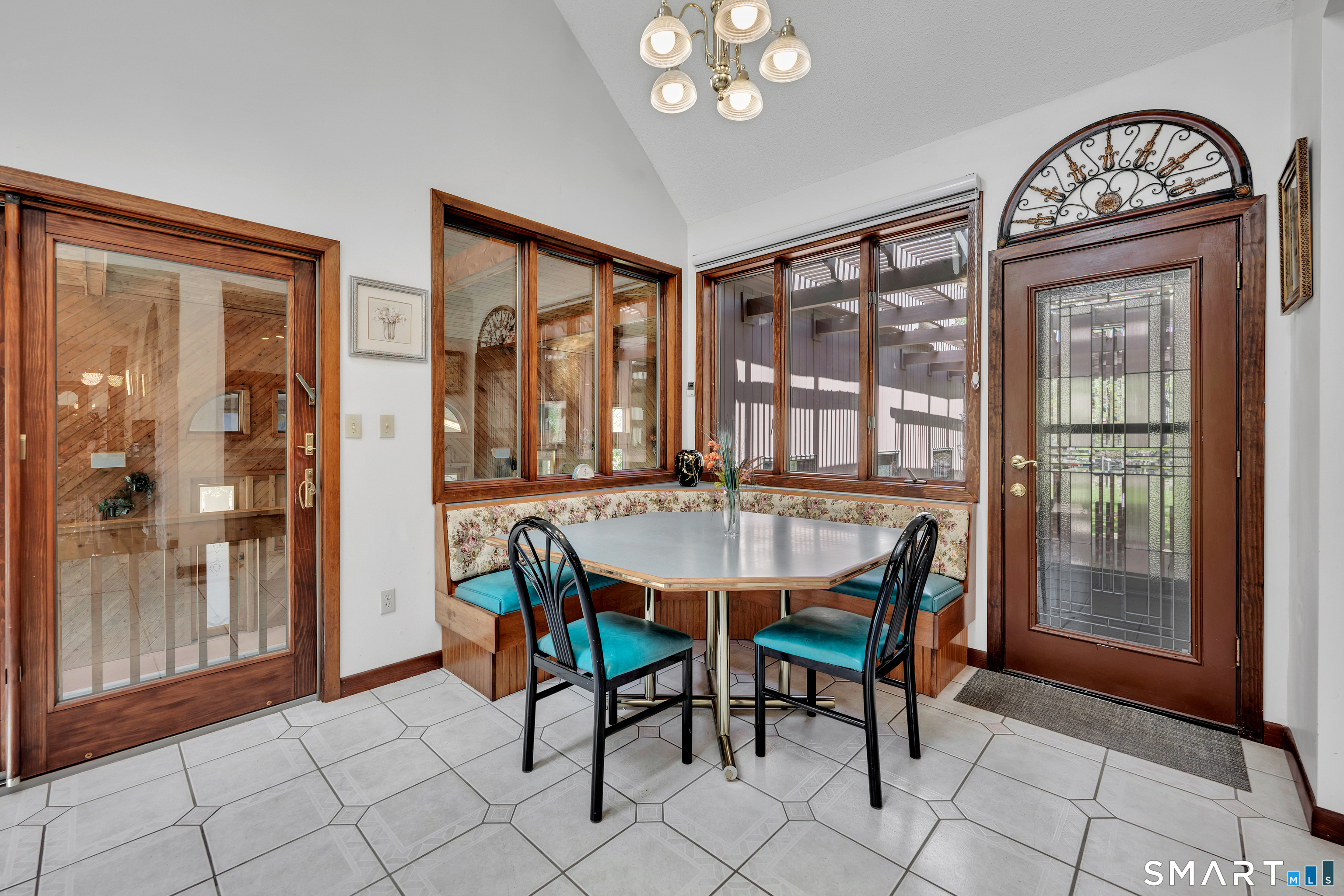 403 Riley Mountain Road Coventry, CT 06238 - Photo 10 of 40 Informal Dining Area