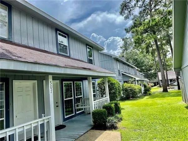 $1,675 | 509 Cedarwood Drive, Unit 509, Mandeville, LA 70471