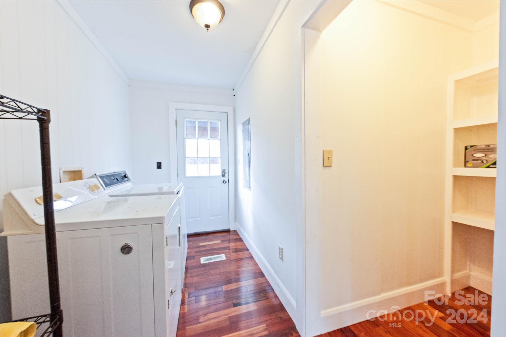 2089 East Fork Road Marshall, NC 28753 - Photo 14 of 40 Gallery Image 14