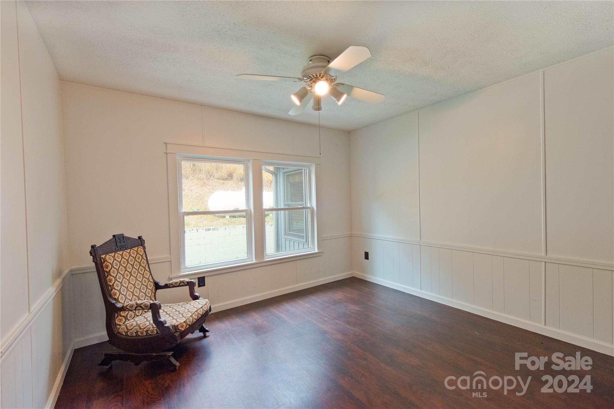 2089 East Fork Road Marshall, NC 28753 - Photo 17 of 40 Gallery Image 17