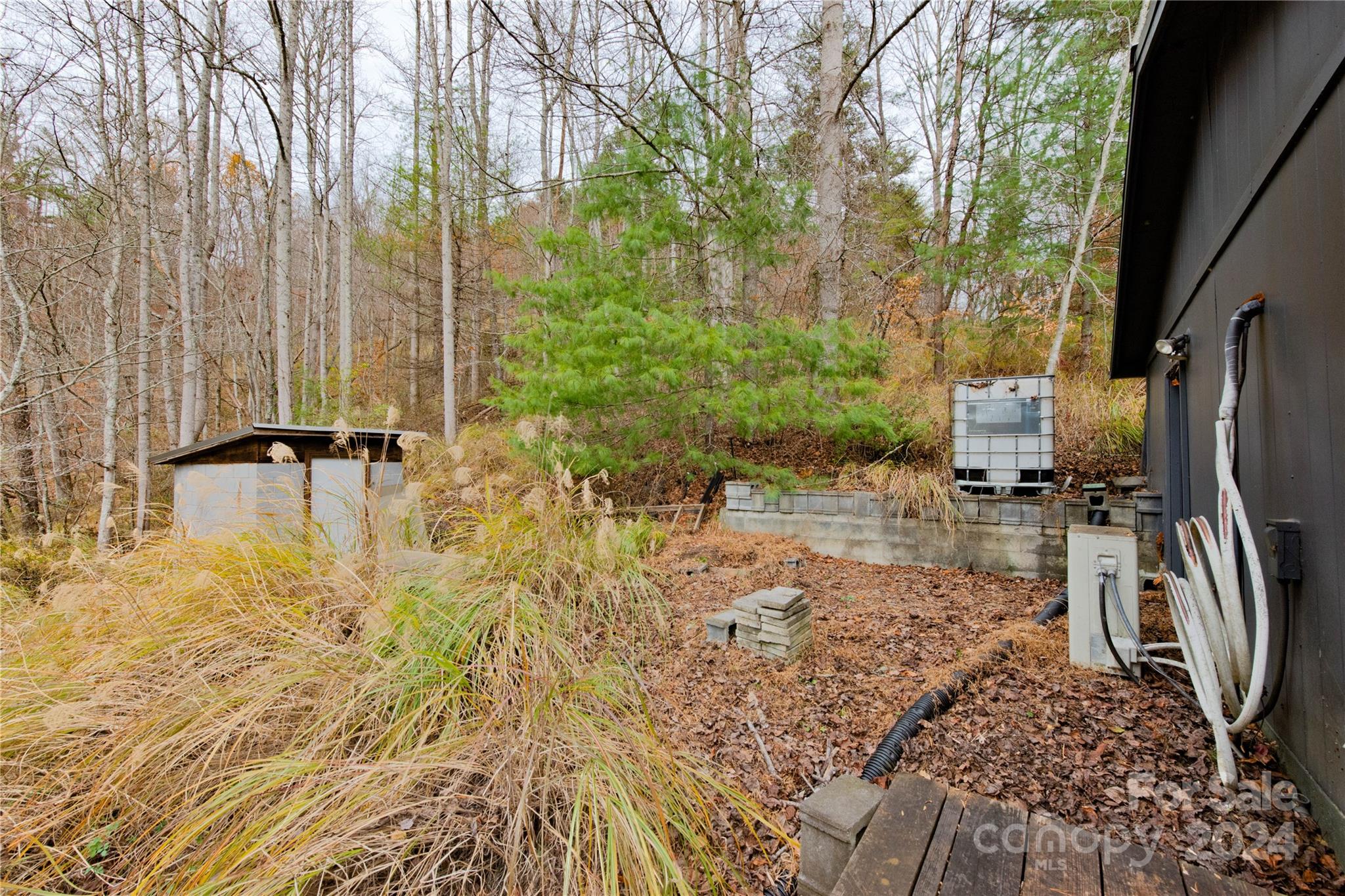 2089 East Fork Road Marshall, NC 28753 - Photo 32 of 40 Gallery Image 32